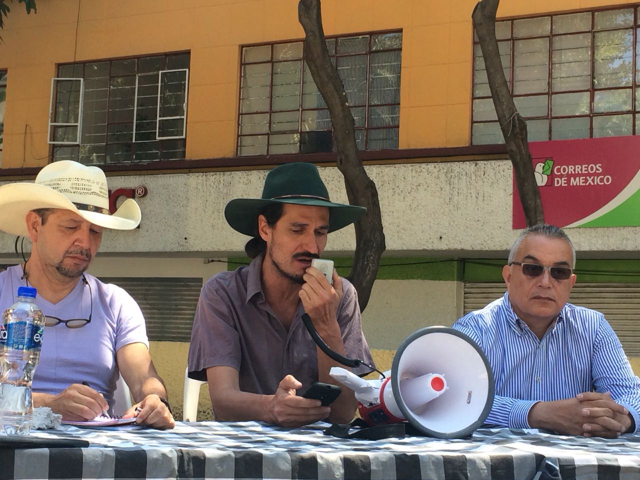 Hay cerca de 2 mil 400 personas afectadas en la colonia Juárez por el sismo del 19-S.