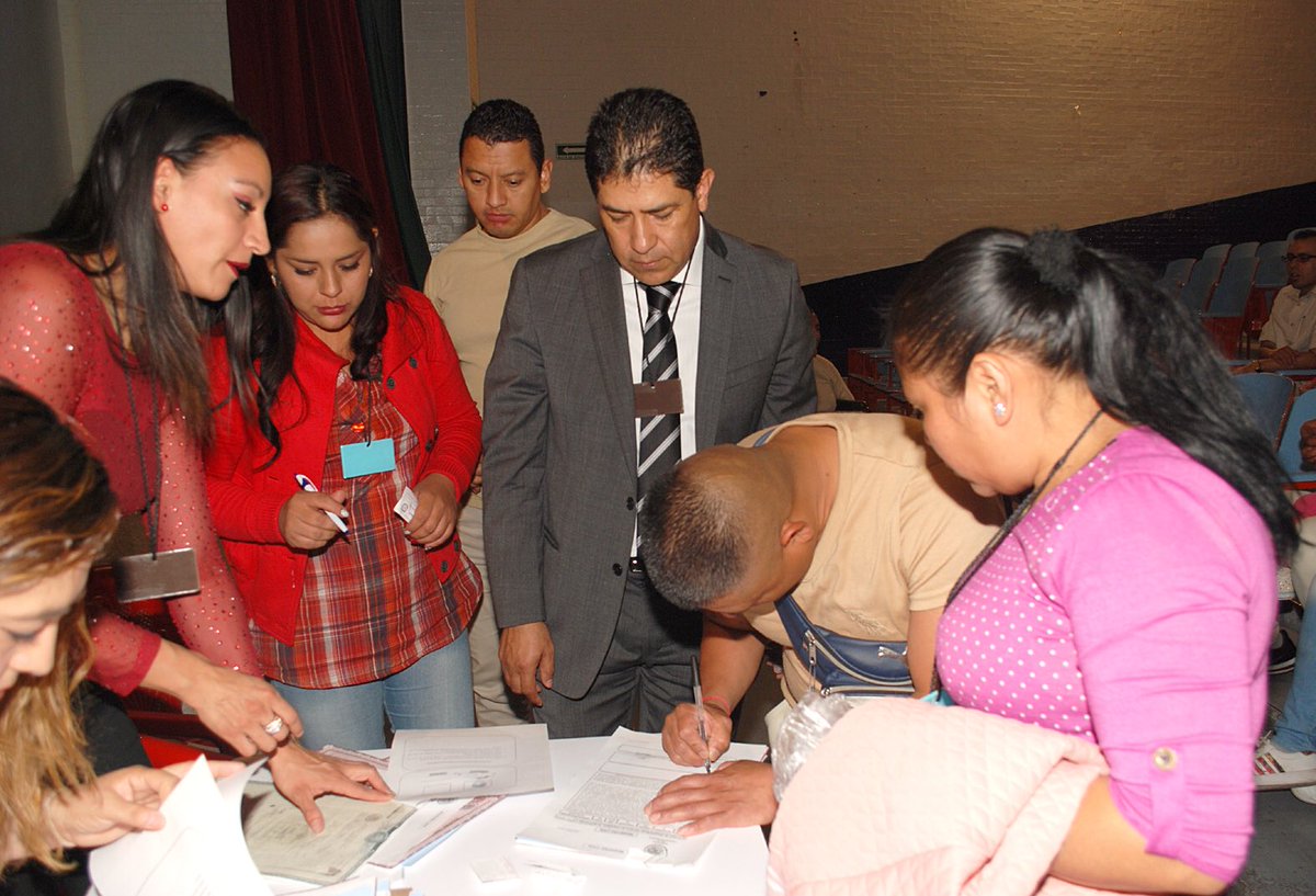 En el Reclusorio Preventivo Varonil Oriente también se casaron 61 parejas.
