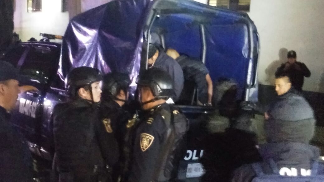 Los detenidos están acusados por la venta de droga.