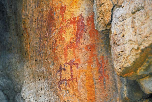 Muestra la visión del mundo que tenían las culturas que ahí habitaron.