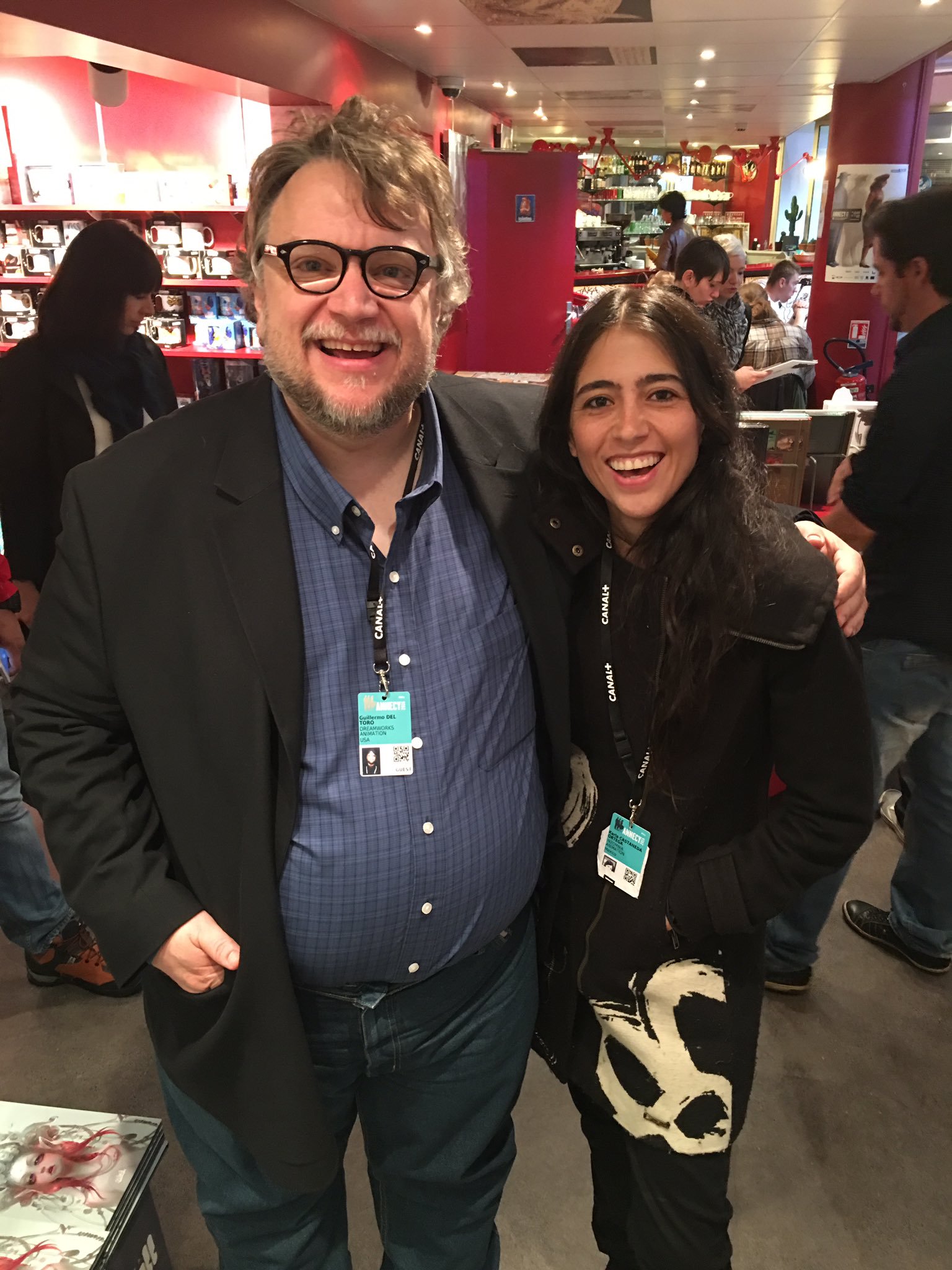 La directora tendrá como colaborador a Guillermo del Toro en su ópera prima, un largometraje animado en 'stop motion'.