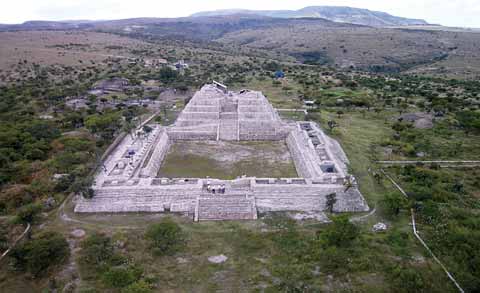 Hay varios lugares los que puedes visitar. 