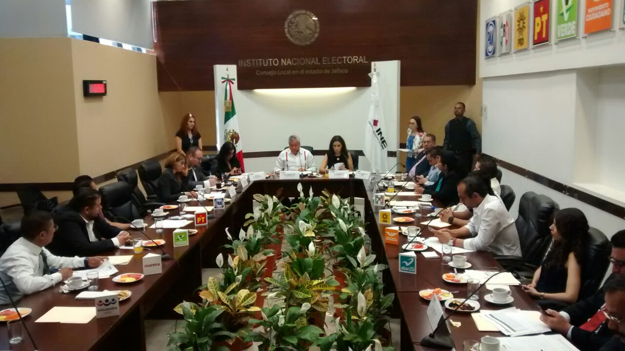 En la sesión fueron dados de baja 32,771 personas de la lista nominal en Jalisco por fallecimiento, duplicados y/o suspensión de derechos político ele
