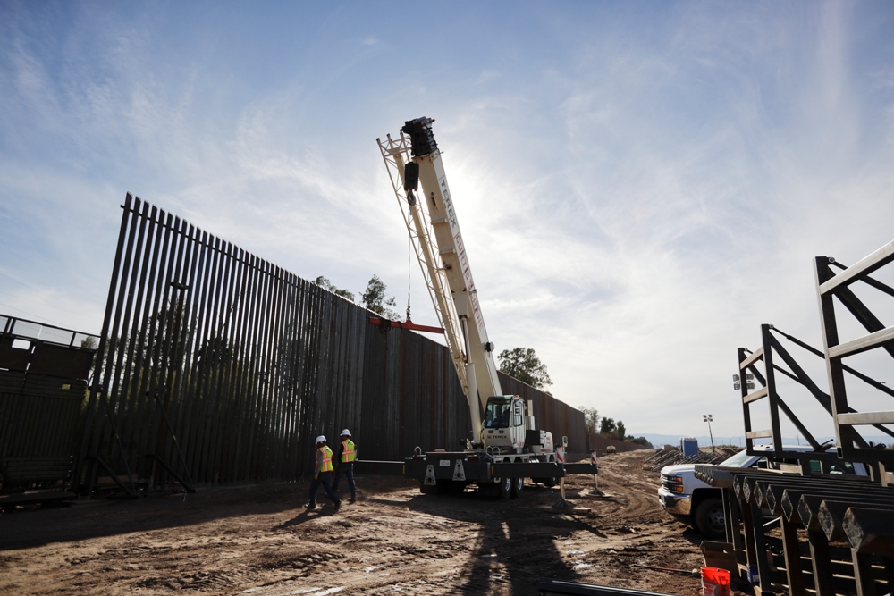 Los trabajos en la valla fronteriza en Calexico, California,a principios de marzo.