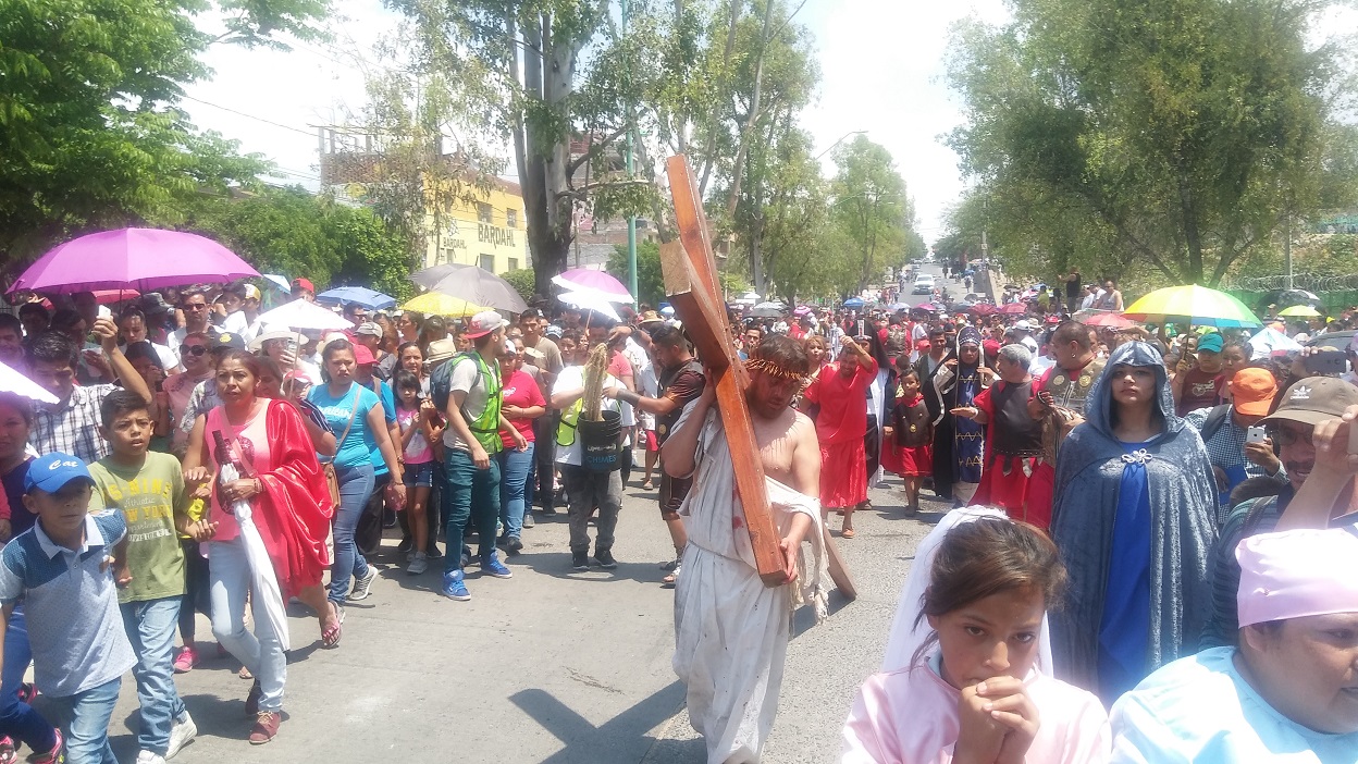 Viacrucis en Chapalita. 