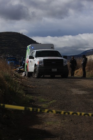 Se presume que los tres masculinos fueron atacados rápidamente por los asesinos.