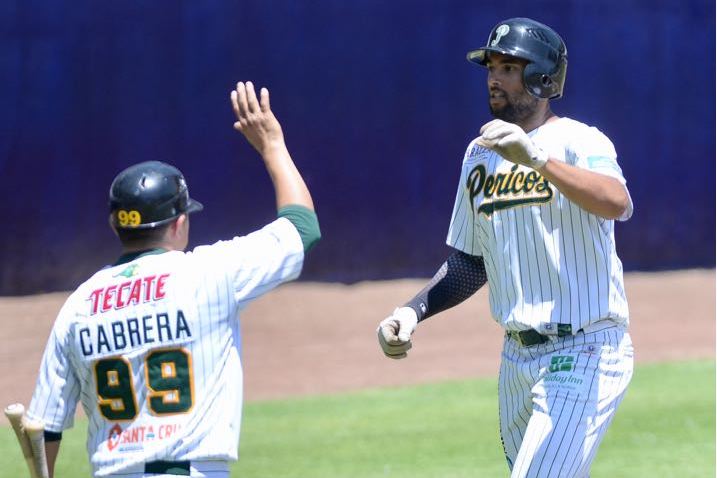 La novena verde echó mano de la serpentina de Romario Gil para quedarse la serie en contra de León.