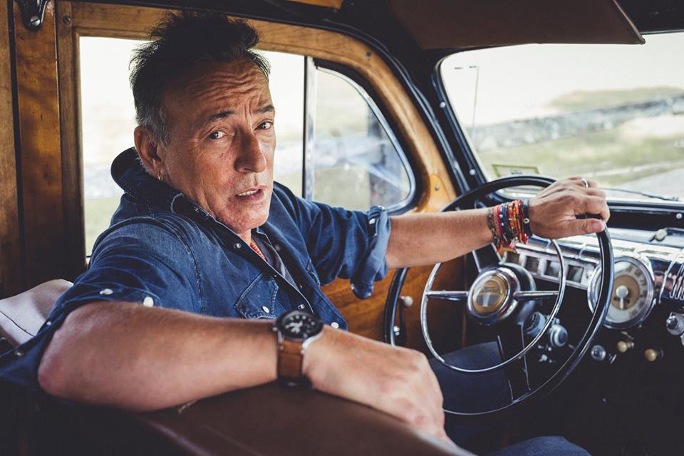 Algunos trabajos discográficos de 'El Jefe', serán lazados remasterizados y en versión LP a partir del 18 de mayo.