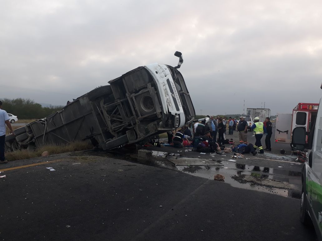 La empresa a la que pertenece el vehículo, de placas KO78269, es Autobuses Pegasso.