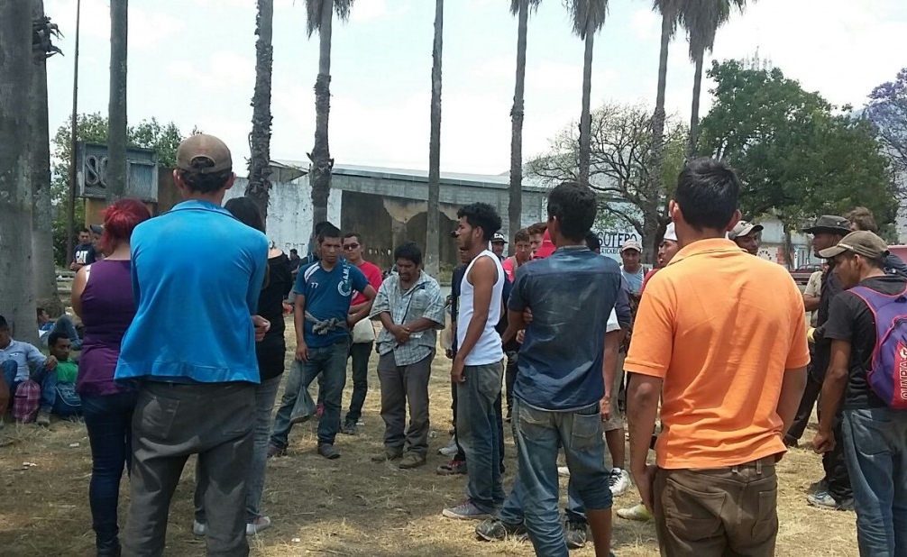 Los migrantes temen que por la noche sean detenidos por el INM.