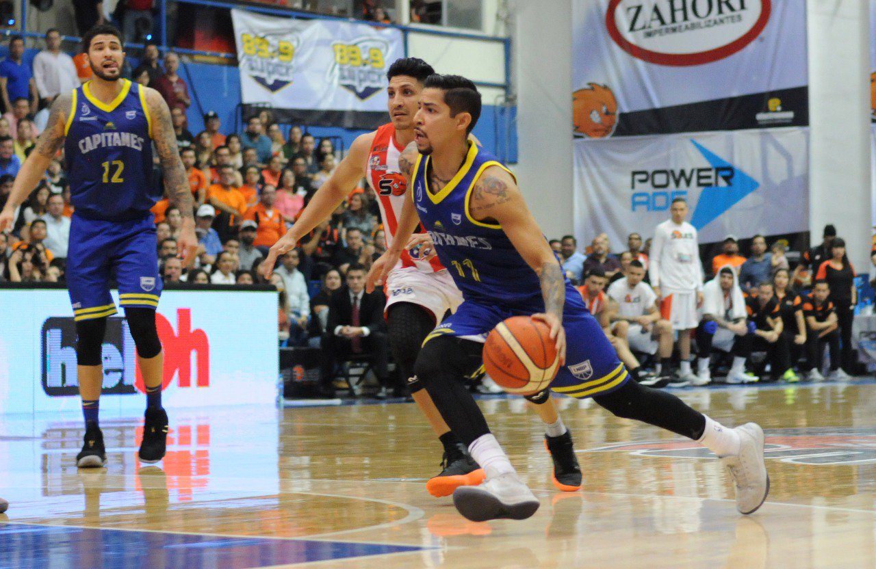 Capitanes sufrió hasta los últimos segundos pero empató 1-1 las finales de la LNBP