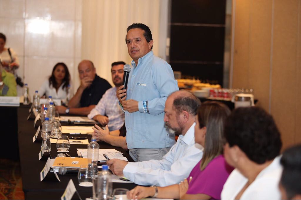 Carlos Joaquín, gobernador de la entidad, encabezó la primera sesión del consejo.