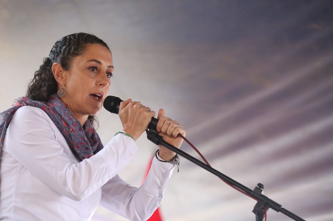 Claudia Sheinbaum en un mitin en la colonia Olivar de los Padres en la delegación Álvaro Obregón