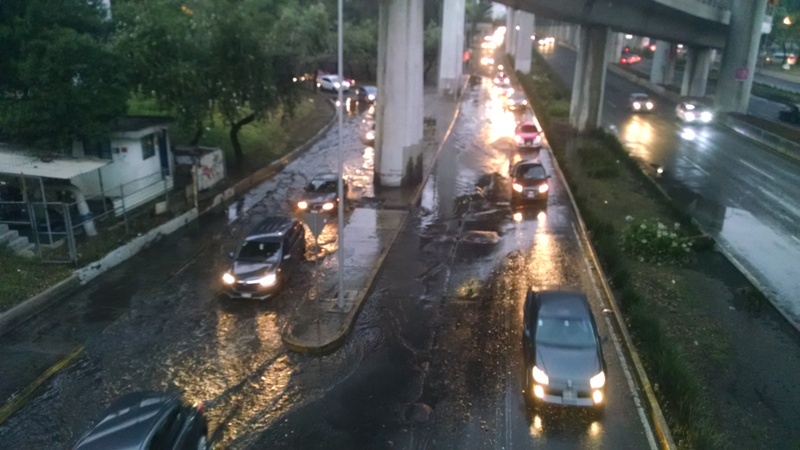 Ayer las delegaciones de Tlalpan y Coyoacán resultaron las más afectadas, tras la fuerte lluvia y el granizo.