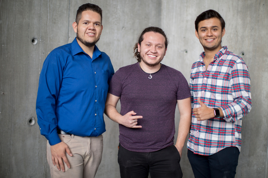 Edgar Quiroz, Getsemaní Ibarra y Francisco Hidalgo/ Parrot Labs 
