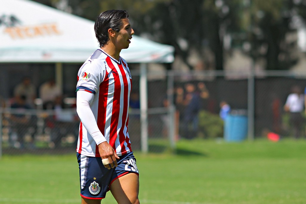 Benjamín Galindo Jr. debutará en Liga MX con Chivas