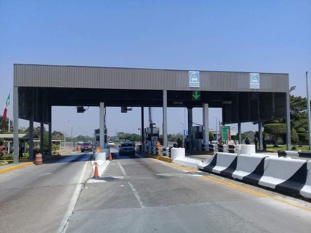 Caseta del puente Tampico.