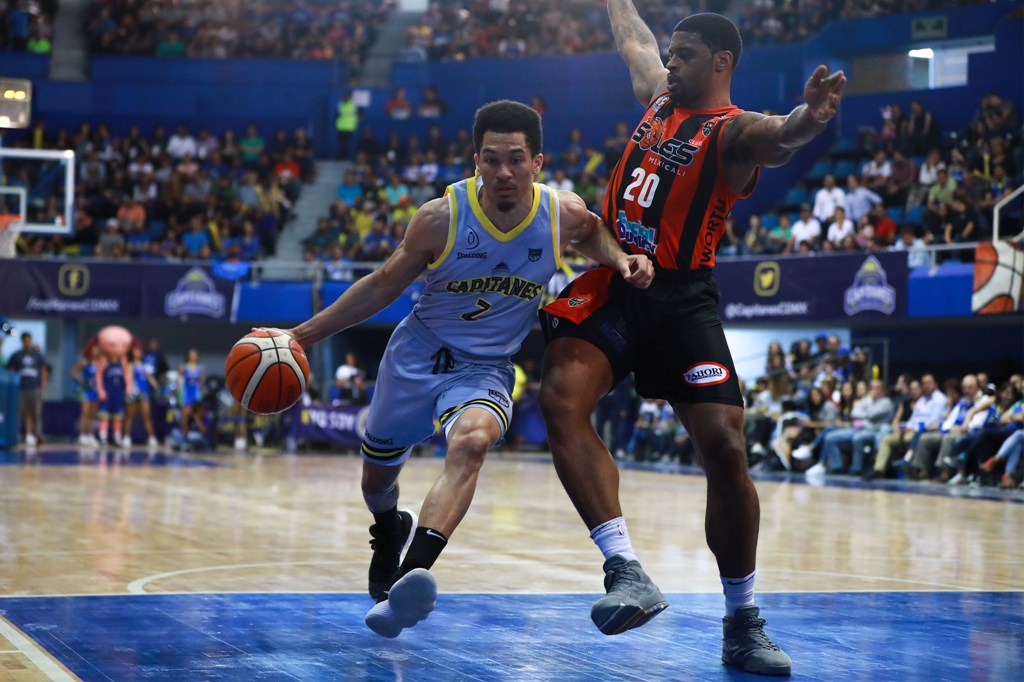 Soles vencen a Capitanes y aventajan las finales de la LNBP