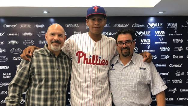 El acuerdo se realizó con el equipo de Sultanes.