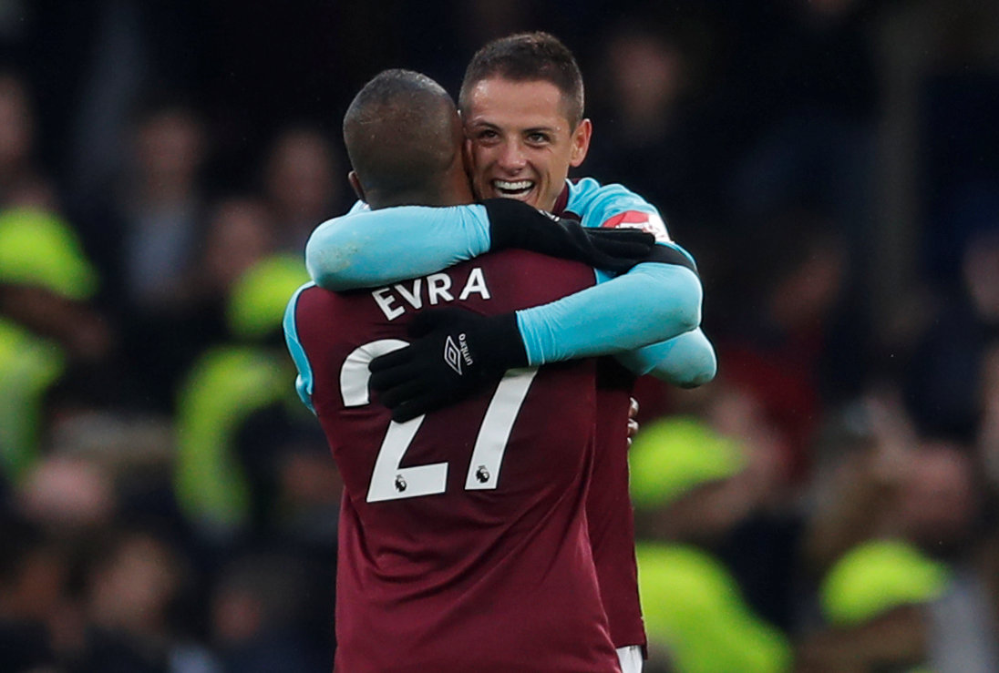 Javier 'Chicharito' Hernández rescató el empate del West Ham