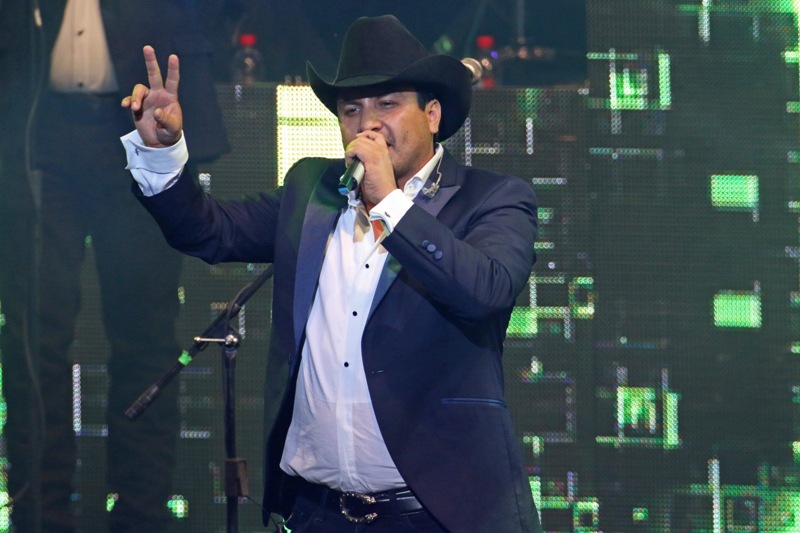 Julión Álvarez. 