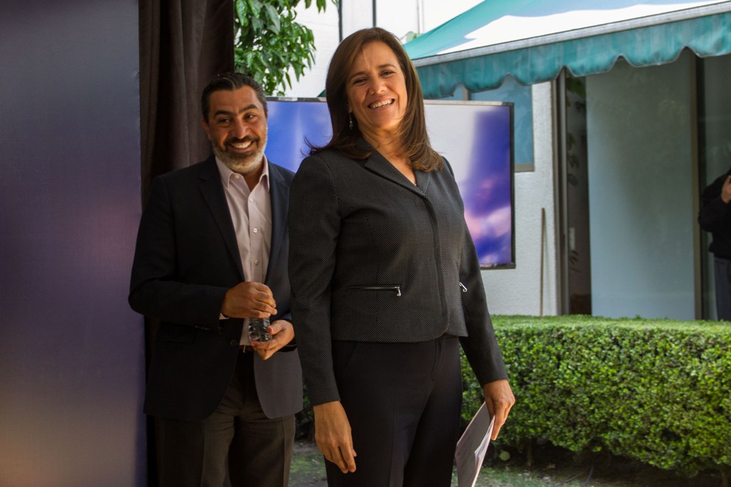 En la cuenta de Twitter de Margarita Zavala se publicó, por error, un tuit a nombre de su vocero, Jorge Camacho.