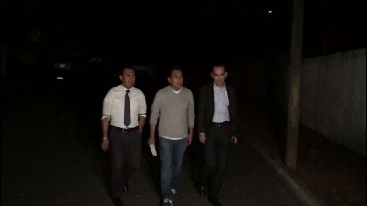 El médico oaxaqueño acusado del homicidio de un menor tras una intervención quirúrgica fue liberado esta noche.