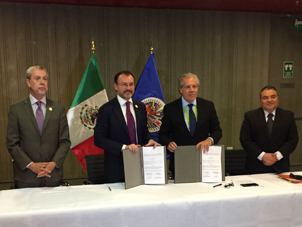 El canciller Luis Videgaray acordó con el secretario general de la OEA, Luis Almagro, los privilegios diplomáticos de la misión de observación elector