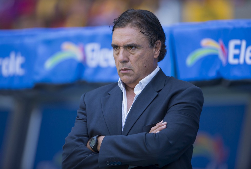 Jorge Dávalos, técnico de Leones Negros. 