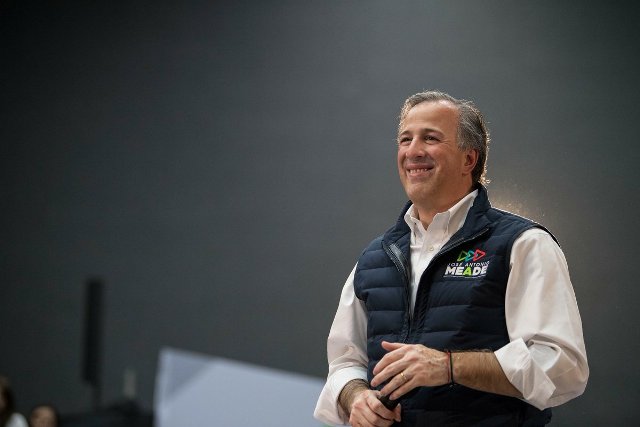 Meade deseó que AMLO no pierda el buen humor... cuando pierda por tercera ocasión. 