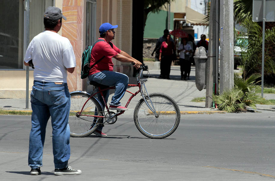 También se analiza abrir un carril del Paseo Morelos para ayudar a comerciantes.
