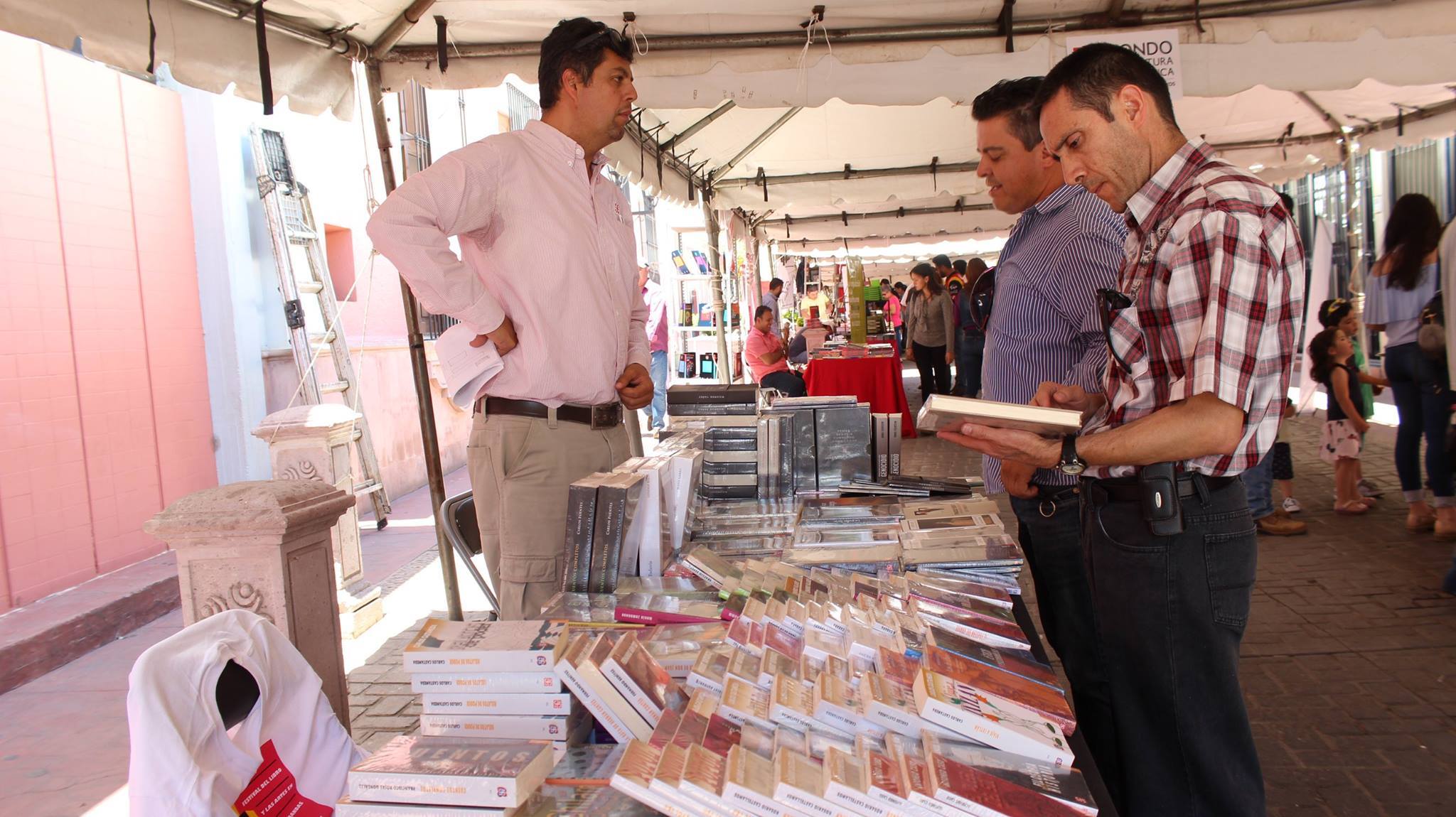 El Festival del Libro y las Artes en Arandas se realiza con apoyo del ayuntamiento, artistas y patrocinadores
