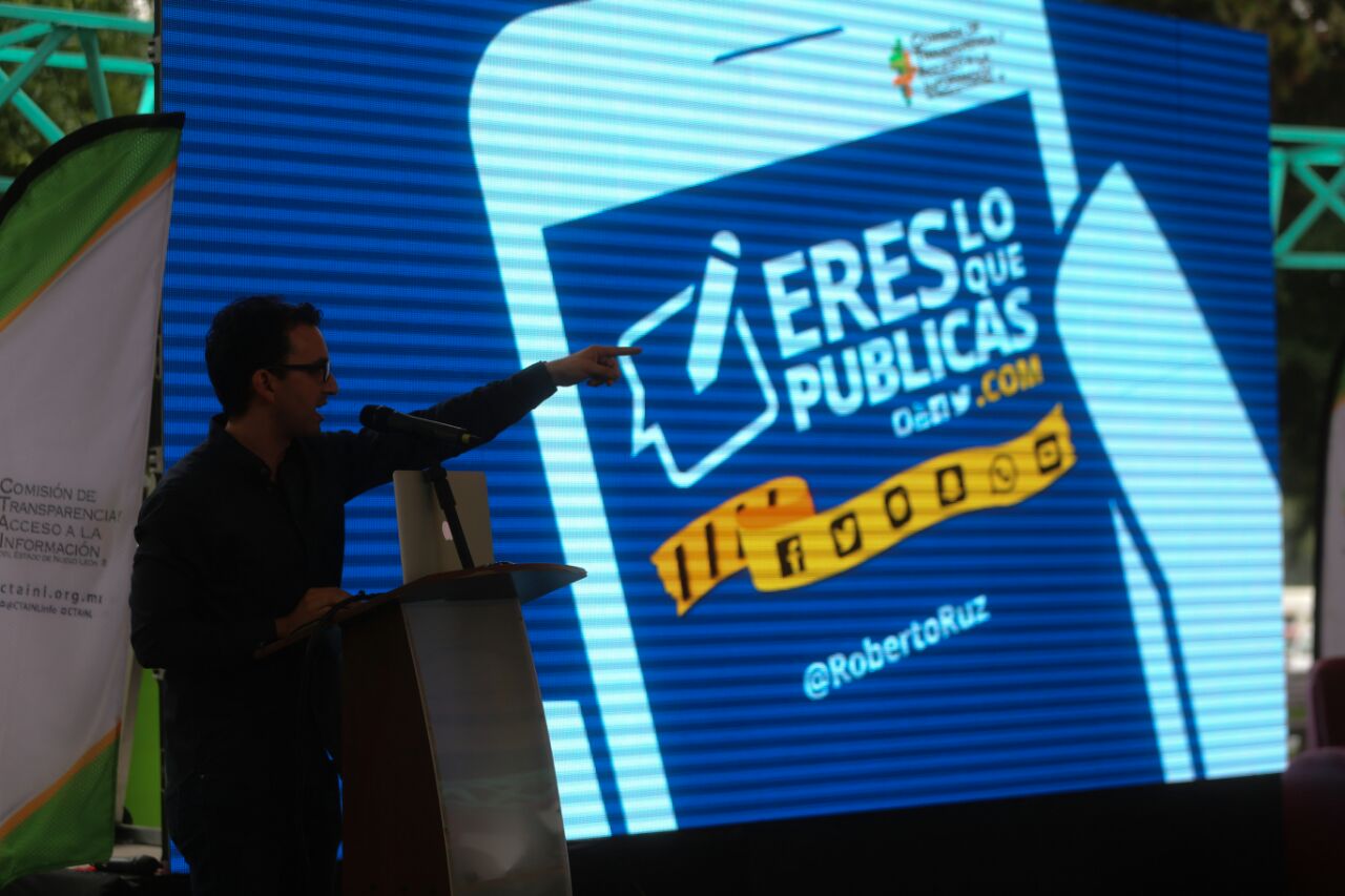 La charla, titulada “Navegando con valores”, fue impartida por Roberto Ruz. 