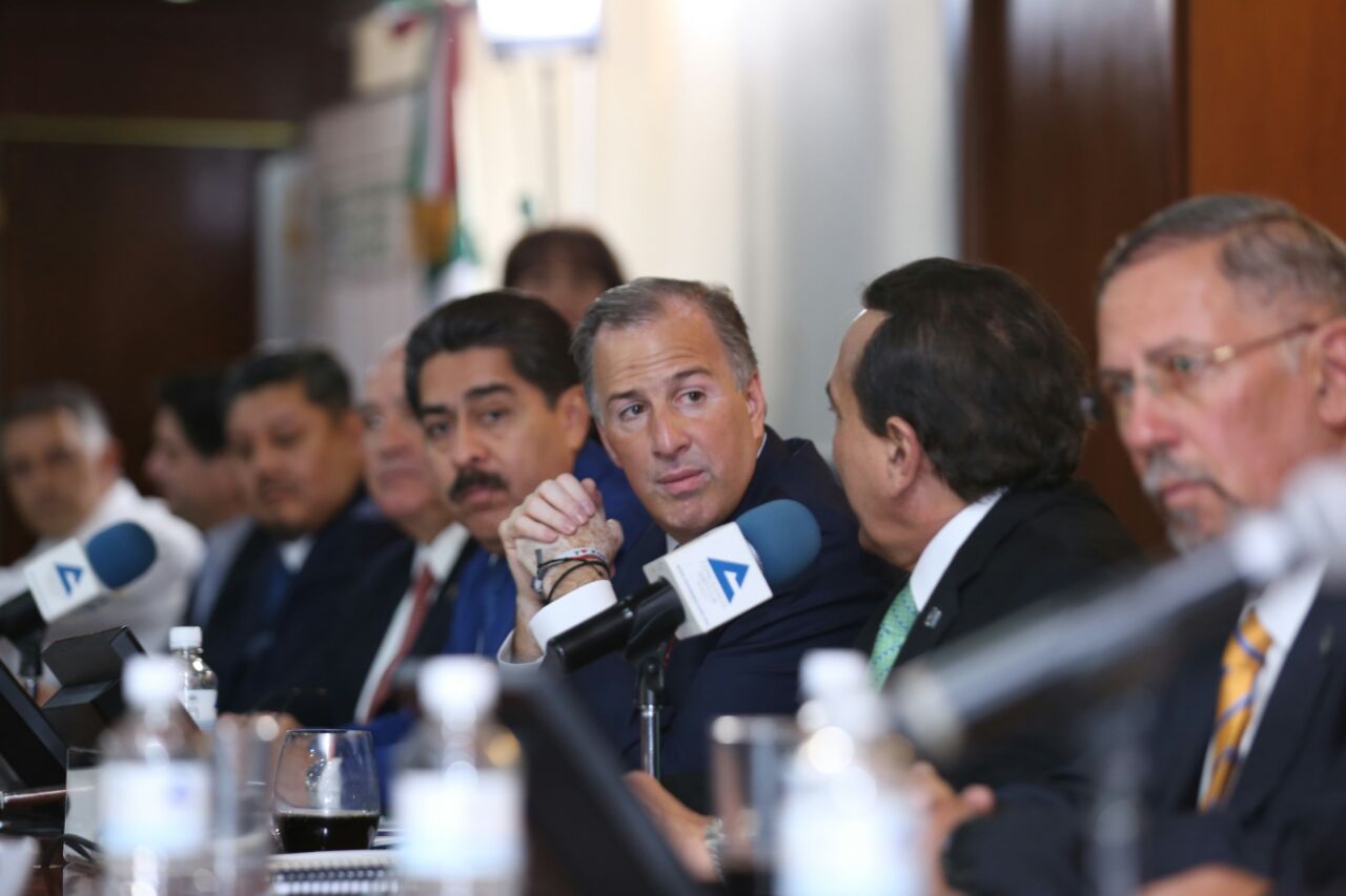 La Concanaco - Servytur se reunió con algunos de las candidatos a la Presidencia.