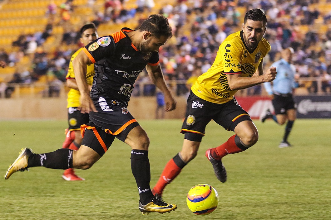En un gran duelo de alcances Leones Negros sacó el empate a dos goles con Alebrijes