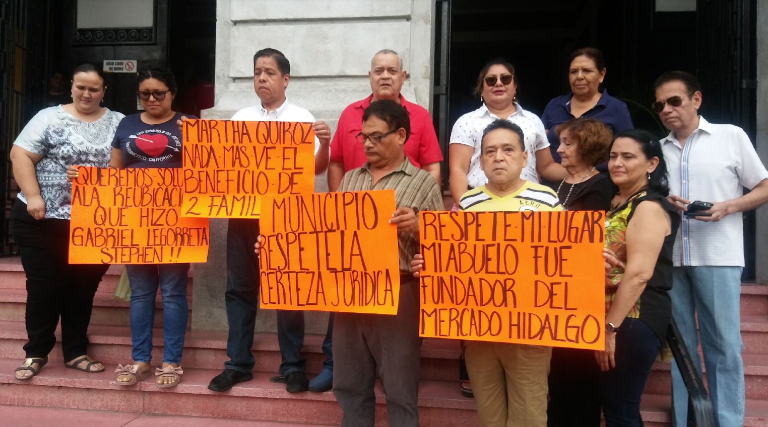 Locatarios de los mercados de Tampico.