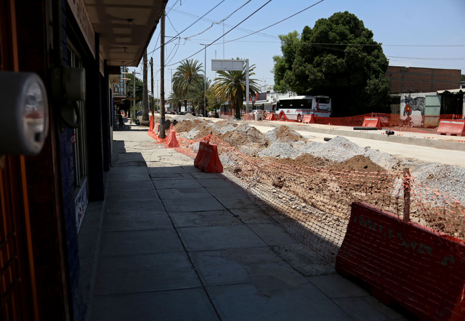 Mientras establecen en modelo de negocios así se van las obras. (Arturo Salazar)