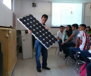 Fernando Pumarejo Sproesser, representante de la empresa Tecnologías Renovables Aplicadas.
