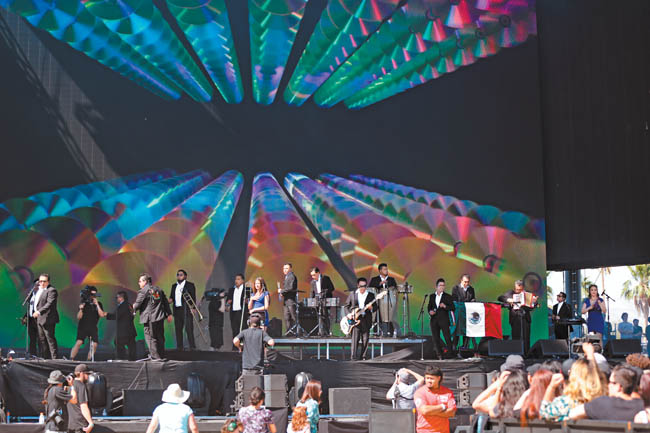 La agrupación de iztapalapa puso a bailar al público que acudió al festival. (Seitrack)