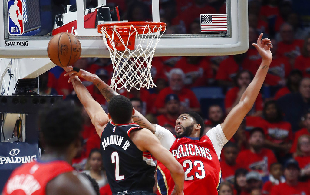 Anthony Davis lideró el triunfo de los Pelicans con 47 puntos (AP)