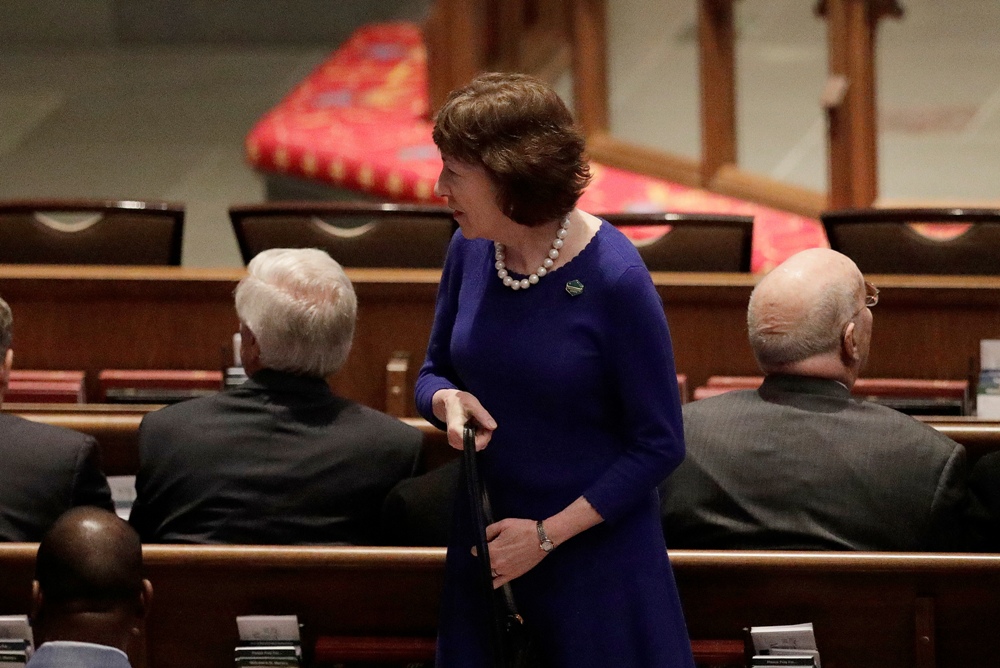 La senadora Susan Collins también acudió a dar el último adiós a Barbara Bush.