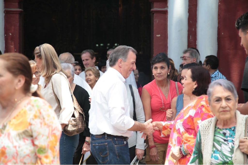 José Antonio Meade acudió a misa en la Parroquia de San Sebastián Mártir, ubicada en el barrio de Chimalistac, en la CdMx.