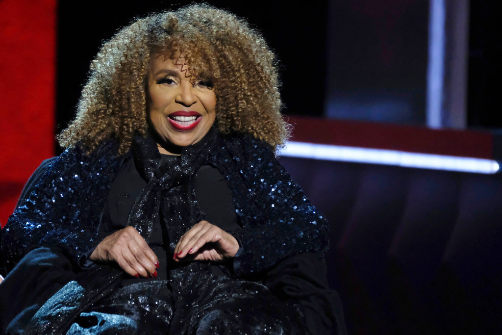 Roberta Flack está bajo observación en hospital.