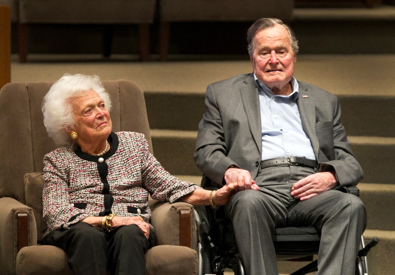 Barbara Bush y George H.W. Bush estuvieron casados durante 73 años, más que ninguna otra pareja presidencial en la historia estadunidense.