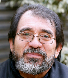 Nació en Chetumal, Quintana Roo. Estudió Letras Hispánicas en la UNAM. Es ensayista, crítico literario y editor. Dirige 'IBERO. Revista de la Universidad Iberoamericana' y es columnista en diversas publicaciones.