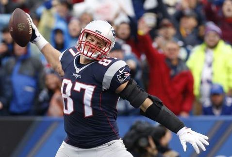 Rob Gronkowski regresará con los Patriotas este año