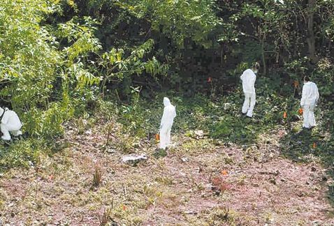 En los años recientes, la PGR ha localizado fosas clandestinas, donde diferentes cárteles ocultan los cadáveres de sus víctimas. (Jorge Carballo)