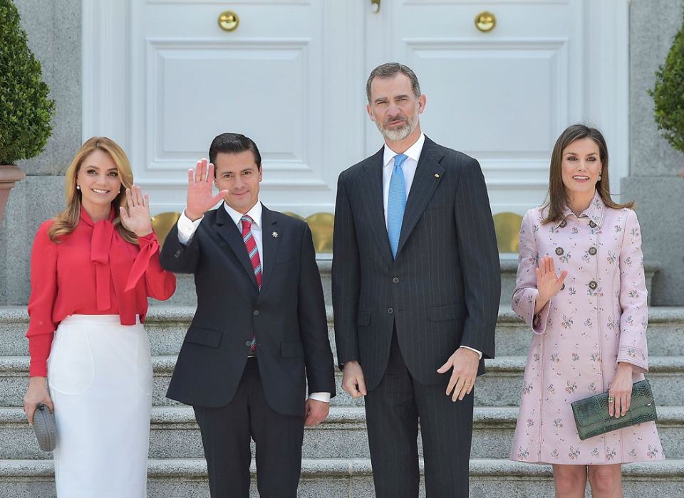 En compañía de su esposa, Angélica Rivera de Peña, el Presidente Peña Nieto se reunió con Sus Majestades el Rey Felipe VI y la Reina Letizia de España