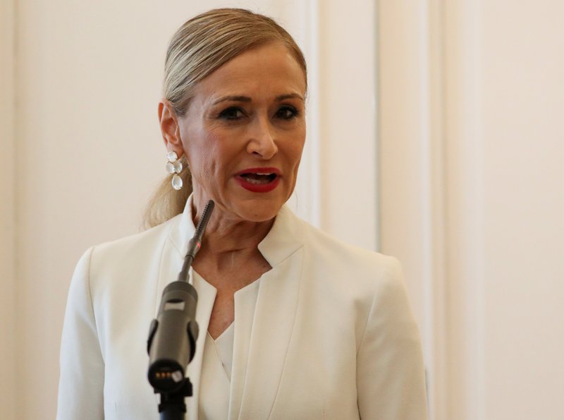 Cristina Cifuentes dimitió a su cargo tras el escándalo por el robo de una crema. (Reuters)