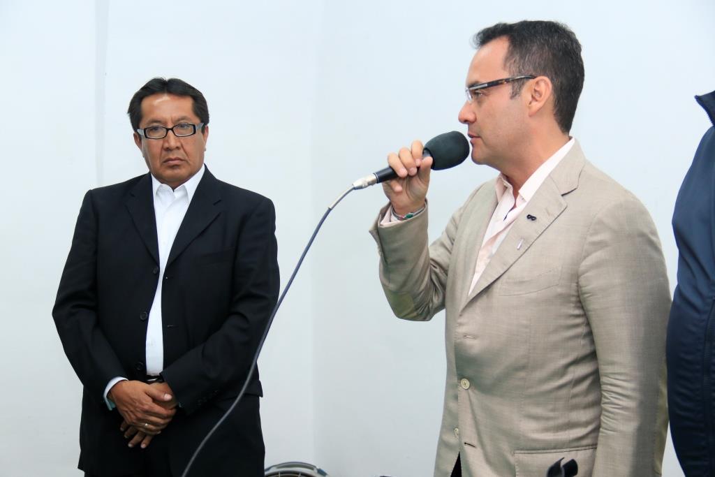 Guillermo Deloya, candidato a la presidencia municipal de Puebla por el PRI, durante la toma de protesta de Gabriel Lopéz como nuevo presidente de la 